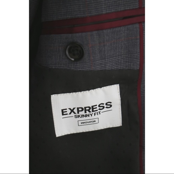 Men’s Suit - Picture 4 of 4